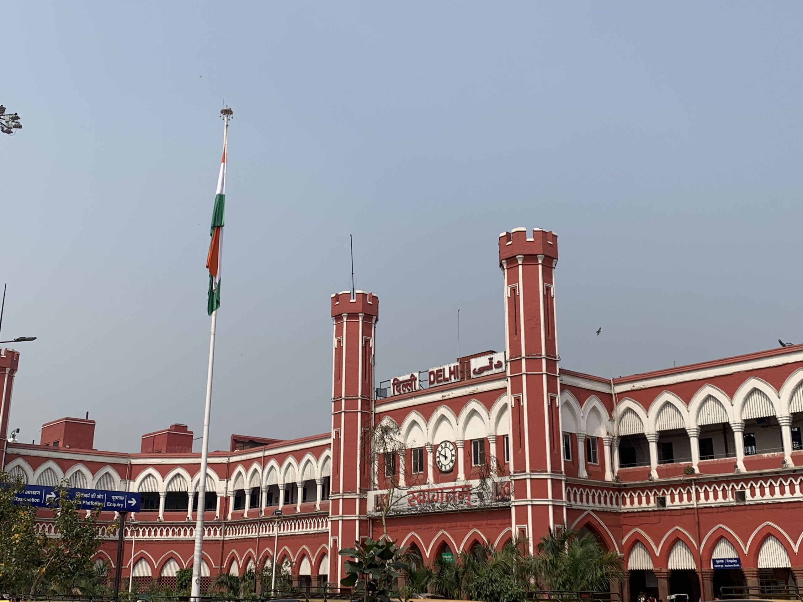 Nearest Metro Station to Old Delhi Railway Station